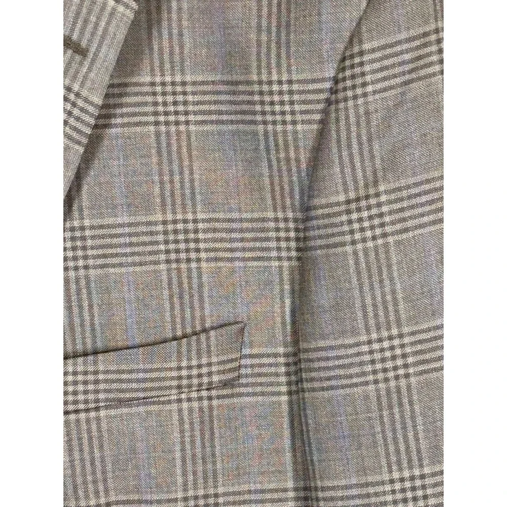 Jos A Bank Blazer Mens 44R Gray Windowpane Tailored Fit Wool Sportscoat